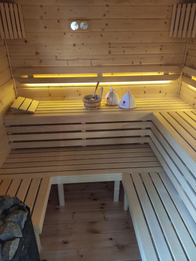 Pokoje Arkasasino Z Sauna Ogrodowa Luaran gambar